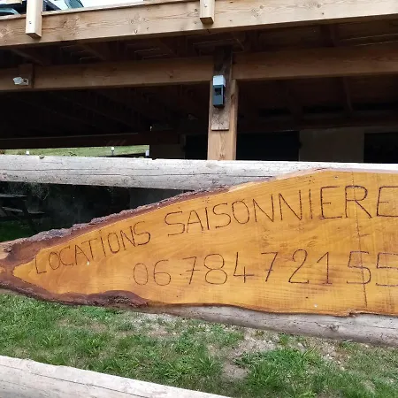 Le Rustique Vue Sur Le Chalet *