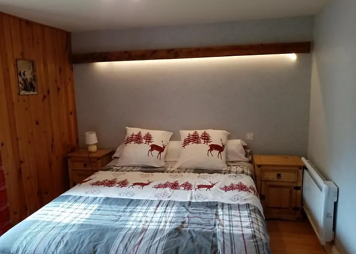 Le Rustique Vue Sur Le Chalet *